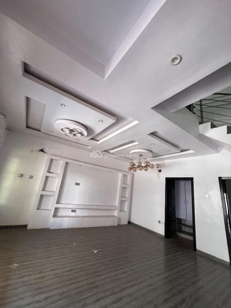 a Standard 3bedroom Duplex, Pepperoni Abraham Adesunya Ajah, Lekki Phase 2, Lekki, Lagos, Flat / Apartment for Rent
