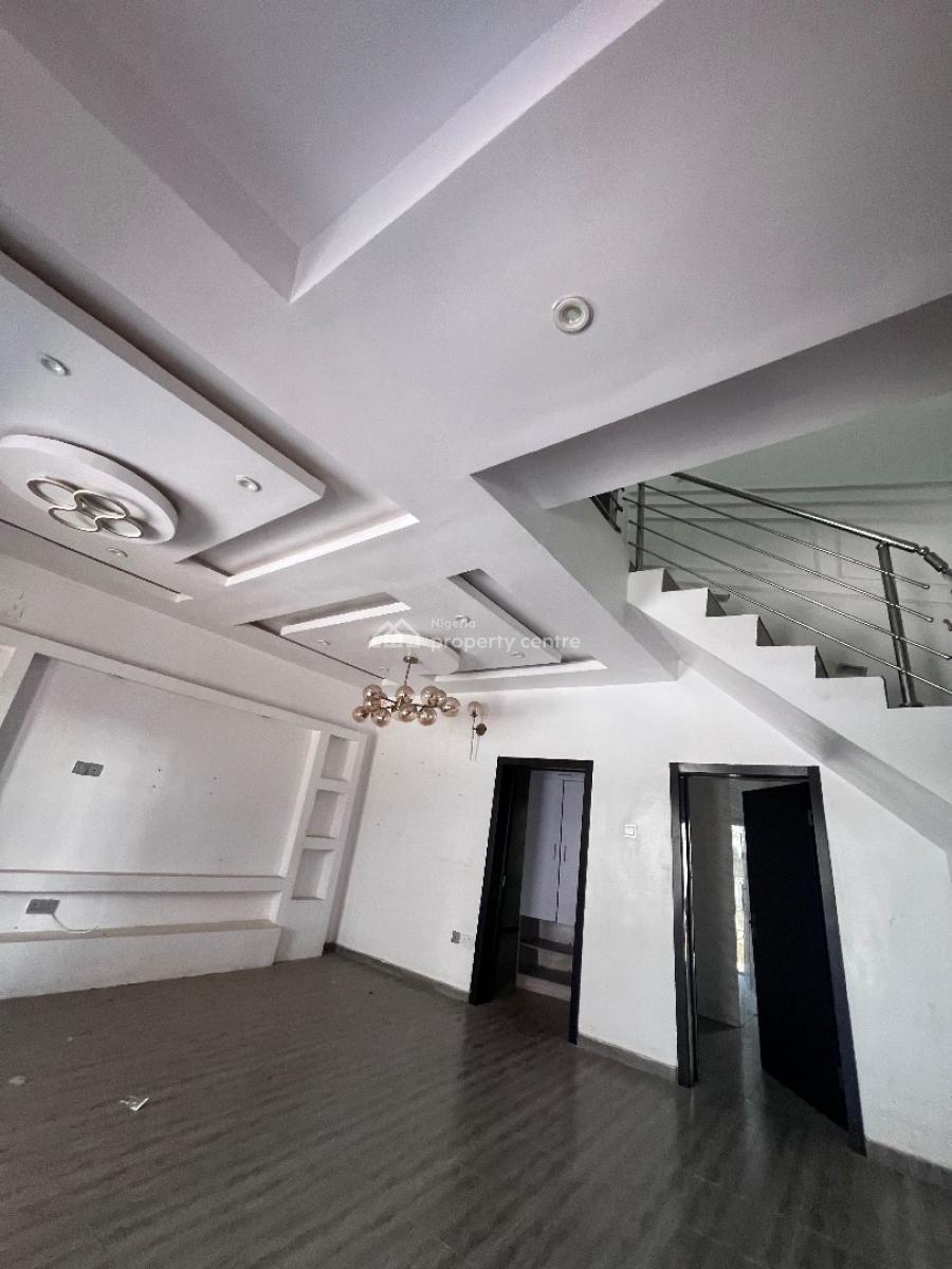 a Standard 3bedroom Duplex, Pepperoni Abraham Adesunya Ajah, Lekki Phase 2, Lekki, Lagos, Flat / Apartment for Rent