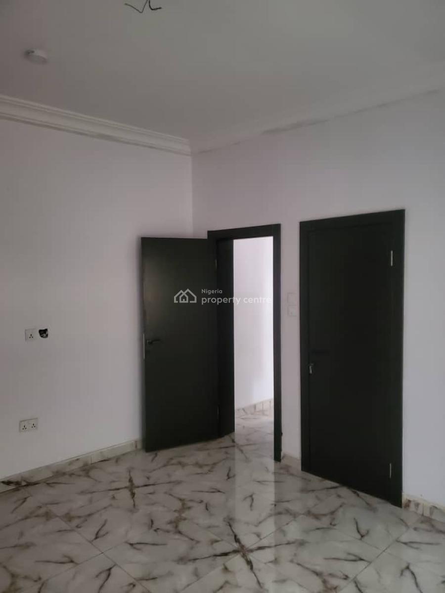 Standard One Bedroom Apartment, Mobile Road Off North West Fuel Station Ilaje, Ajah, Lagos, Flat / Apartment for Rent