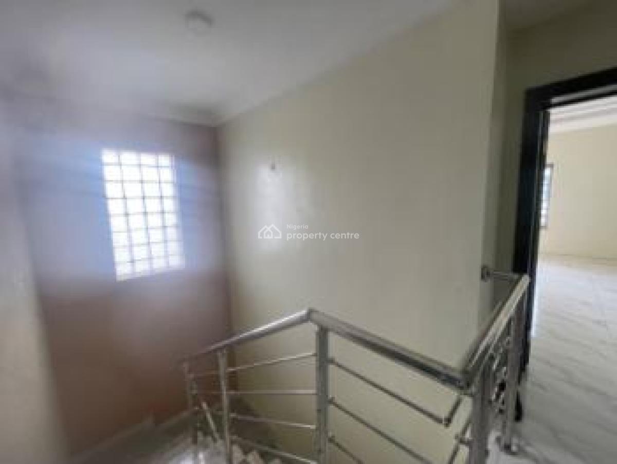 Well Maintained 4bedroom Terraced Duplex with Bq in a Mini-estate, Ilupeju Estate, Ilupeju, Lagos, Terraced Duplex for Sale