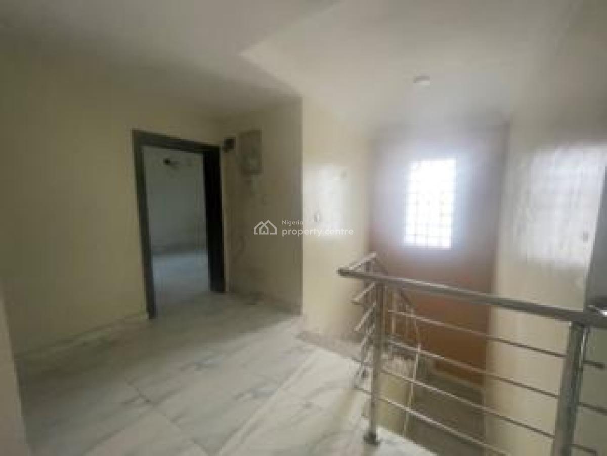 Well Maintained 4bedroom Terraced Duplex with Bq in a Mini-estate, Ilupeju Estate, Ilupeju, Lagos, Terraced Duplex for Sale
