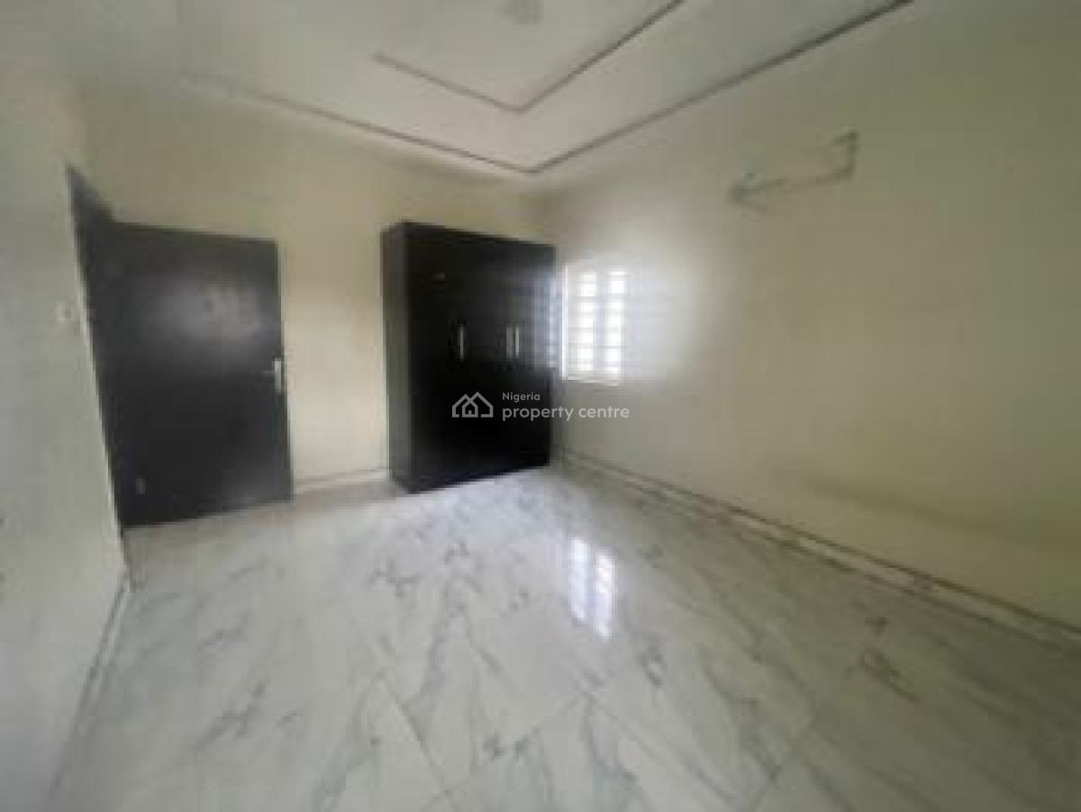 Well Maintained 4bedroom Terraced Duplex with Bq in a Mini-estate, Ilupeju Estate, Ilupeju, Lagos, Terraced Duplex for Sale