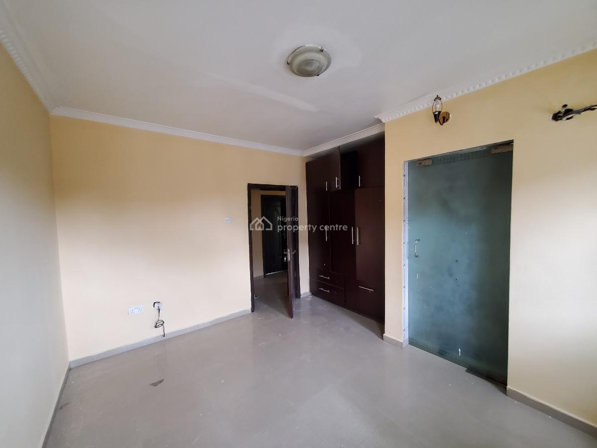 Tastefully Built and Newly Renovated Three Bedrooms Flat at Canaan Est, Canaan Estate Sangotedo Ajah Lagos, Sangotedo, Ajah, Lagos, Flat / Apartment for Rent