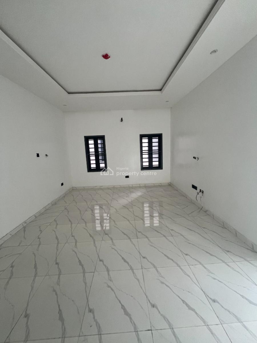 Gallantly 3 Bedrooms Apartment Freedom Way, Lekki Phase 1, Freedom Way, Lekki, Lagos, Block of Flats for Sale