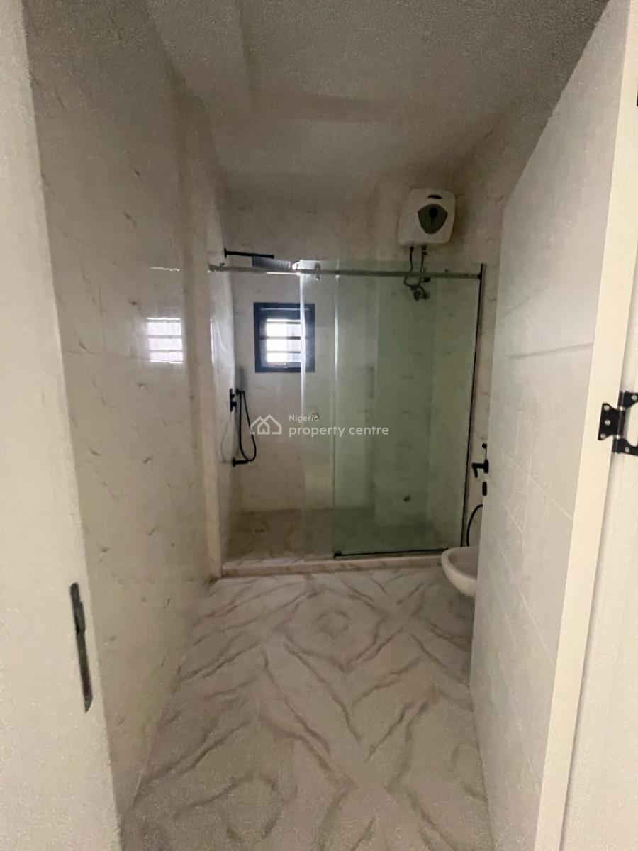 Gallantly 3 Bedrooms Apartment Freedom Way, Lekki Phase 1, Freedom Way, Lekki, Lagos, Block of Flats for Sale