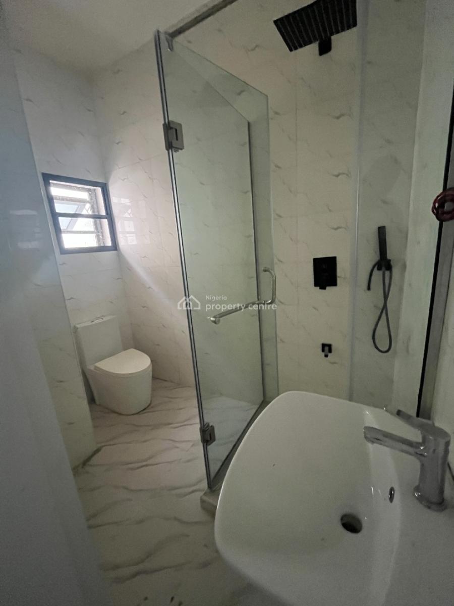 Gallantly 3 Bedrooms Apartment Freedom Way, Lekki Phase 1, Freedom Way, Lekki, Lagos, Block of Flats for Sale