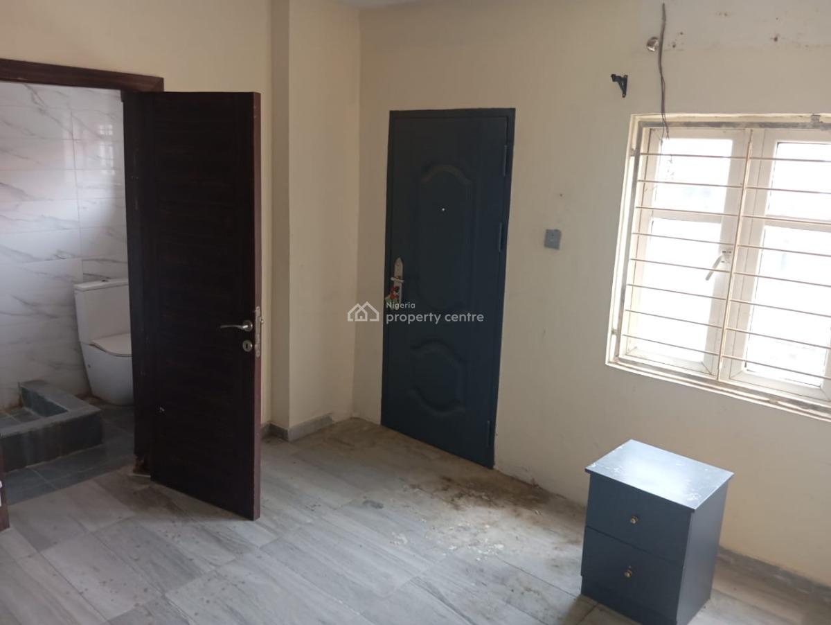 Commercial Or Residential 4bedroom Semi Detached Duplex  with Bq, Off Admiralty Way Lekki Phase 1, Lekki Phase 1, Lekki, Lagos, Semi-detached Duplex for Rent