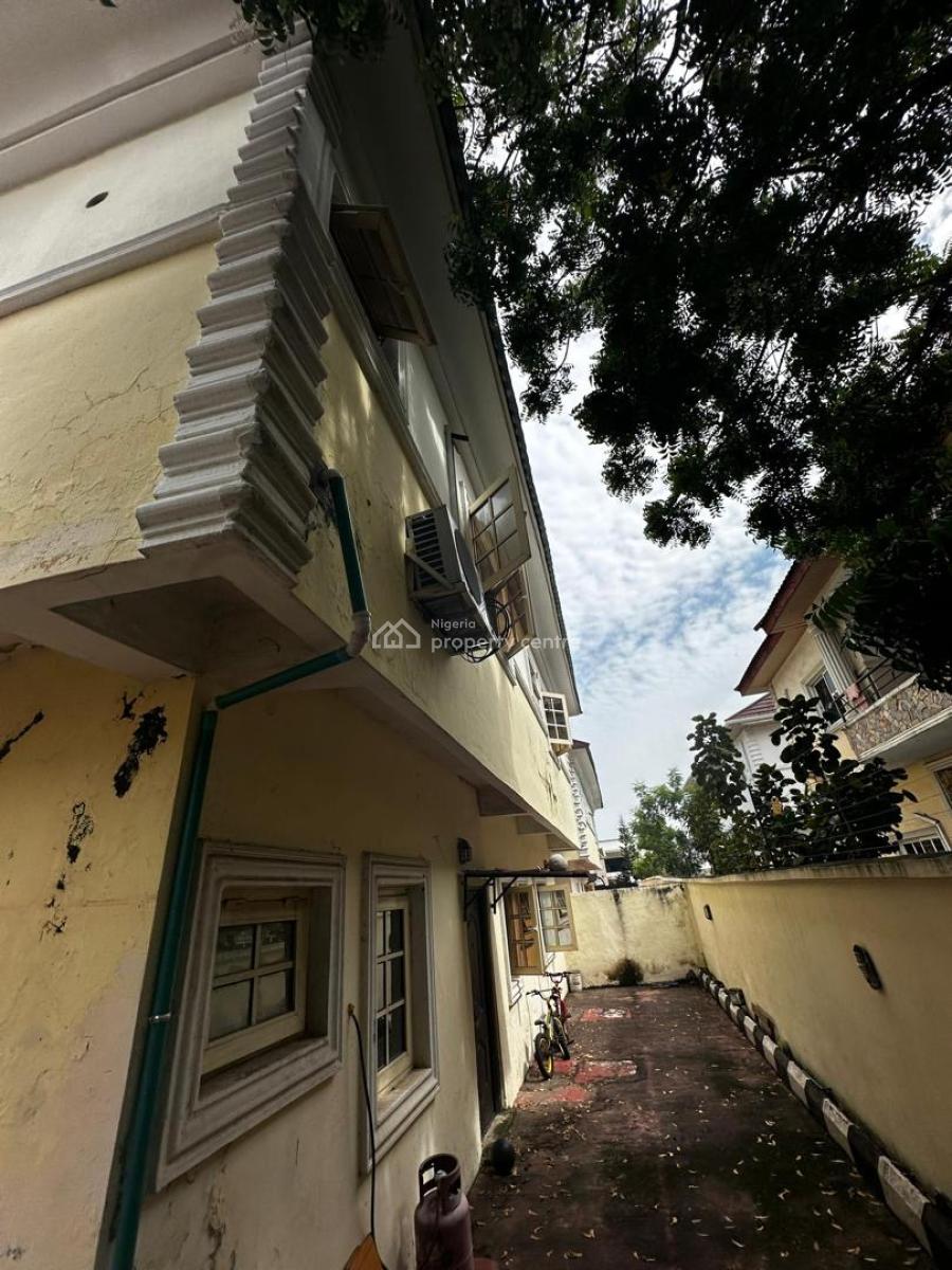 One Penthouse with Toilet and Bathroom, 5 Bedroom, Vgc, Lekki, Lagos, Flat / Apartment for Sale
