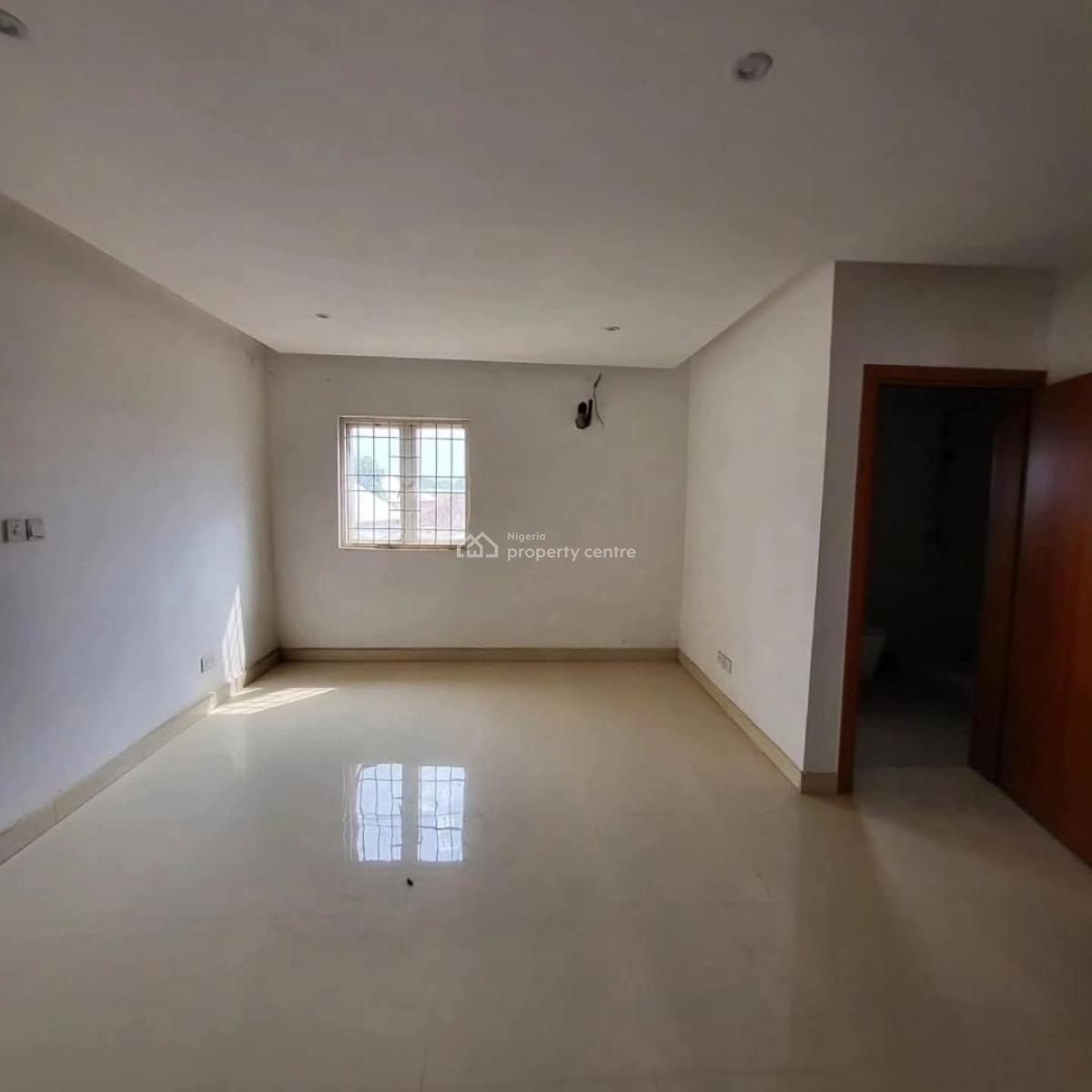 4 Bedrooms Terrace Duppex with Two Living Rooms and 1bq, Apo, Abuja, Terraced Duplex for Sale