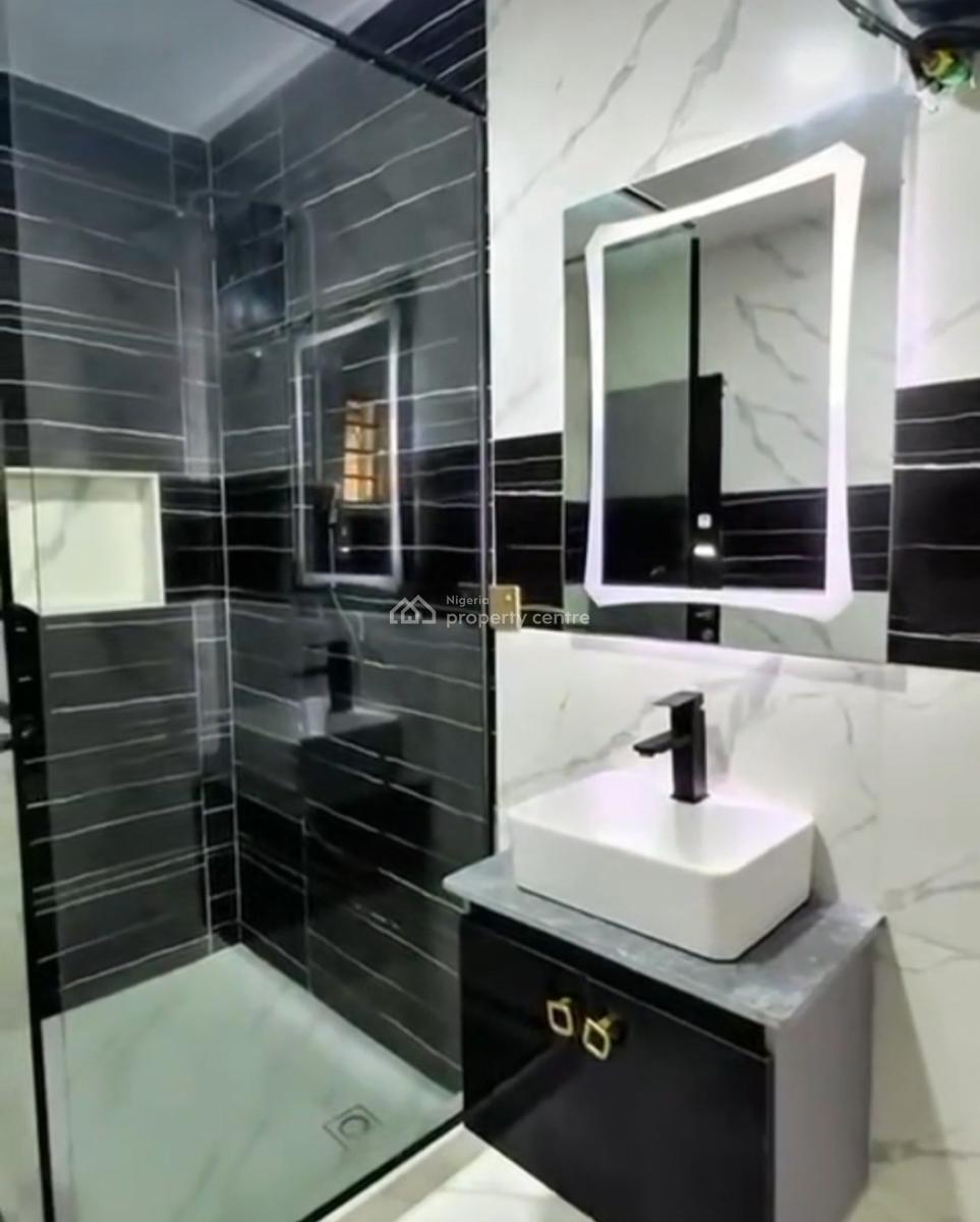2 Bedroom Flat with a Bq, Elevator, Pool, and Gym in a Luxury Estate., Freedom Way, Lekki Phase 1, Lekki, Lagos, Flat / Apartment for Rent
