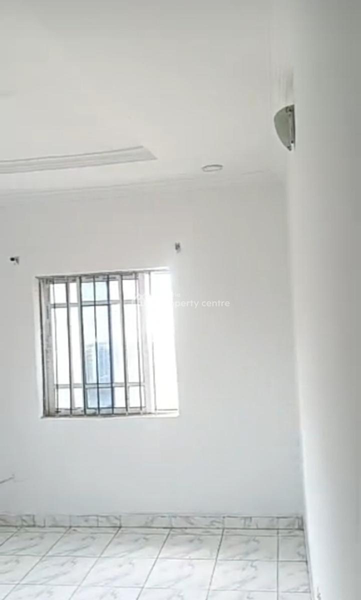Upstairs 2 Bedroom Apartment at Okun Ajah { Video}, Okun-ajah, Ajah, Lagos, Flat / Apartment for Rent