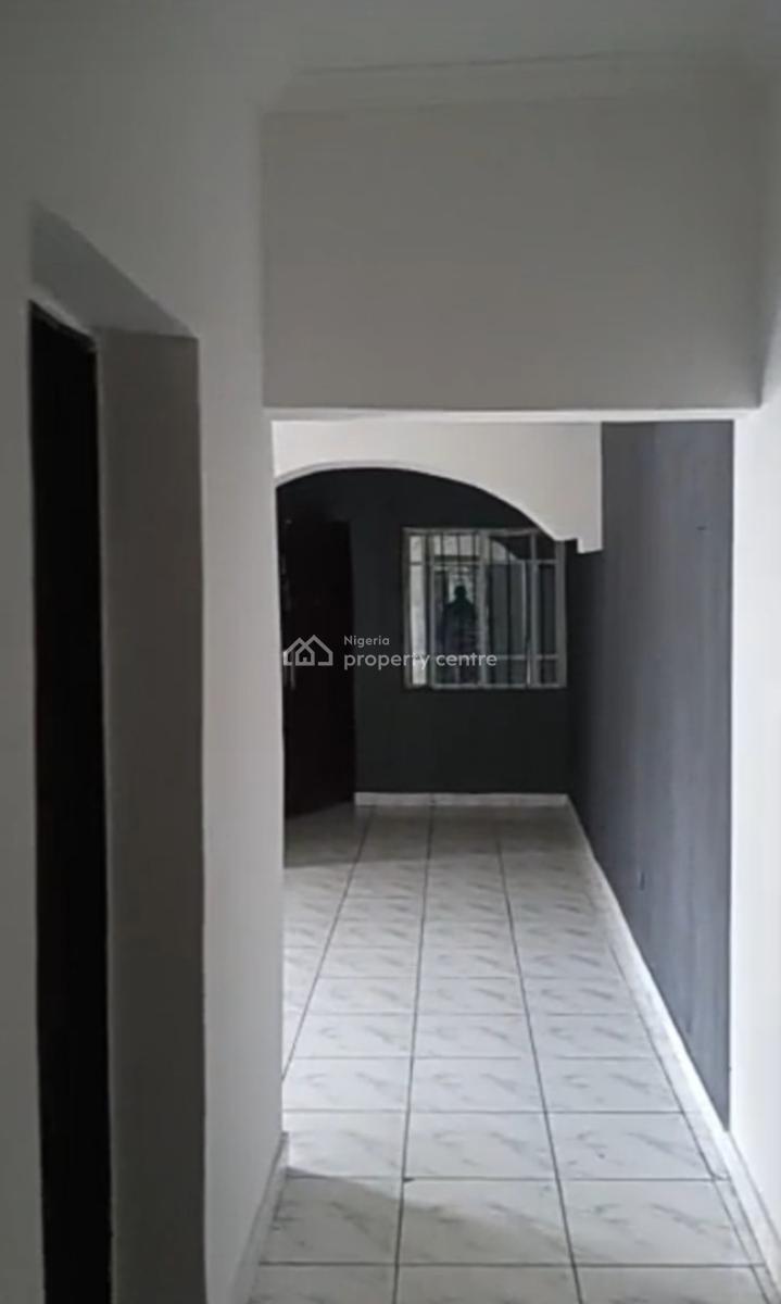 Upstairs 2 Bedroom Apartment at Okun Ajah { Video}, Okun-ajah, Ajah, Lagos, Flat / Apartment for Rent