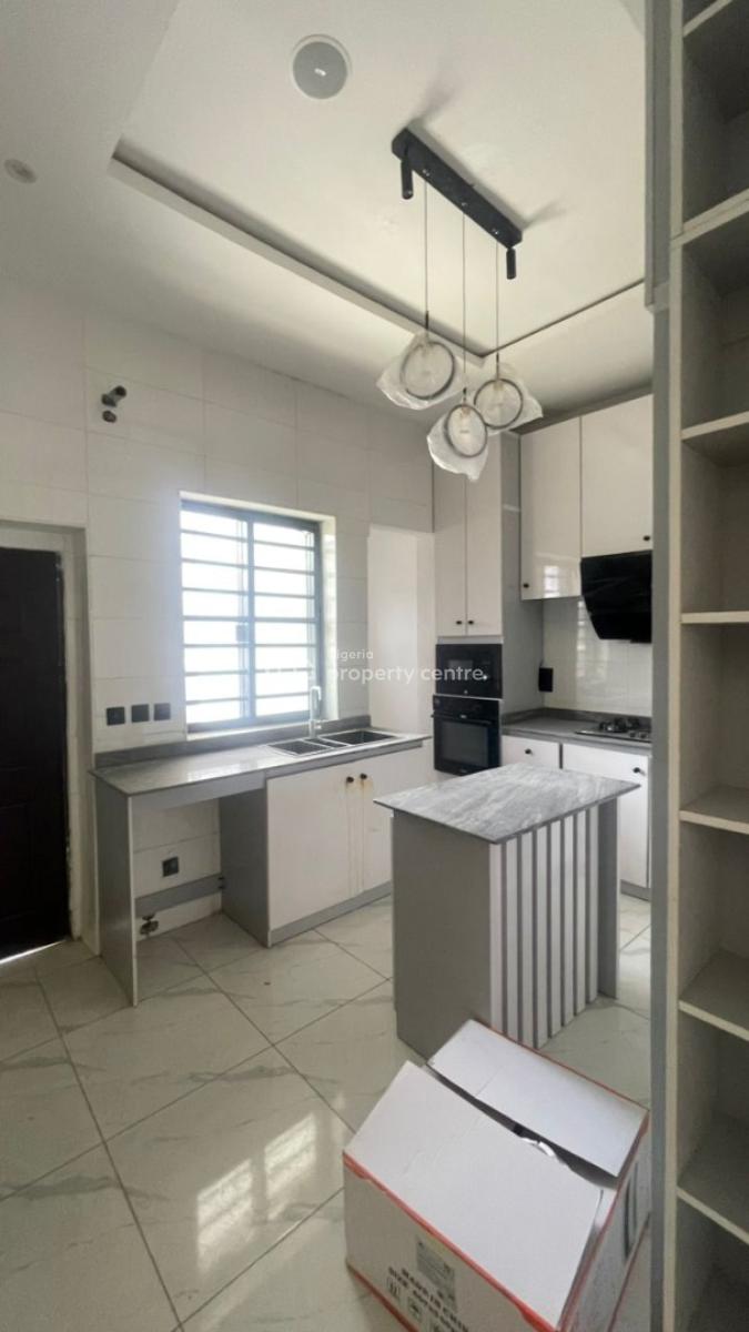 4-bedroom Semi-detached, Ikota, Lekki, Lagos, Semi-detached Duplex for Sale