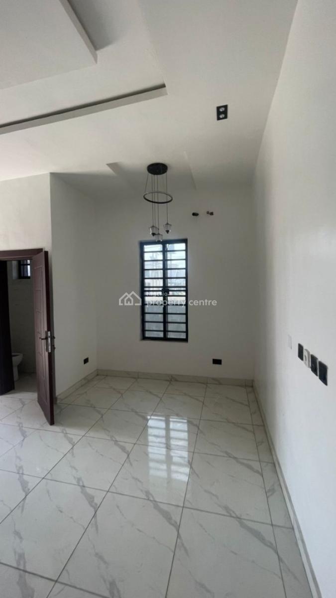 4-bedroom Semi-detached, Ikota, Lekki, Lagos, Semi-detached Duplex for Sale