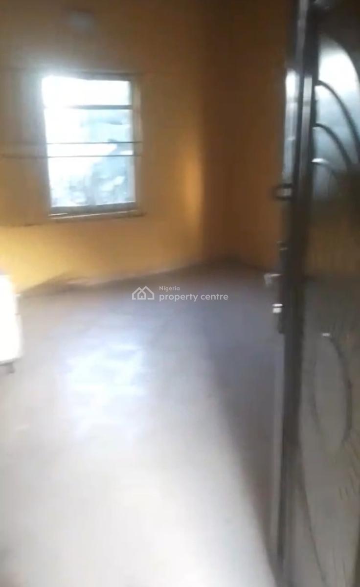 Mini Flat Let at Ogudu Off Ramat Cresent Eleshi Clean Water  Band a Li, Ogudu Off Ramat Cresent Eleshi, Ogudu, Lagos, Mini Flat (room and Parlour) for Rent