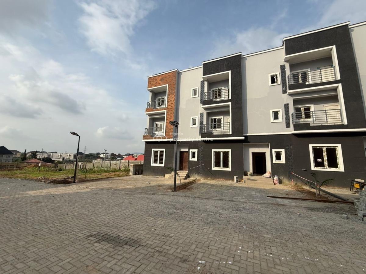 4 Bedroom Terrace with Bq at Kubwa Fo1, Fo1 Layout, Kubwa, Abuja, Terraced Duplex for Sale