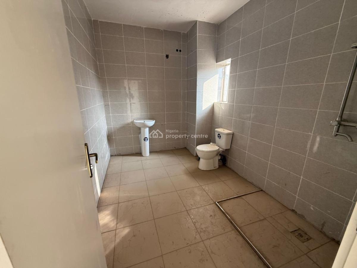 4 Bedroom Terrace with Bq at Kubwa Fo1, Fo1 Layout, Kubwa, Abuja, Terraced Duplex for Sale