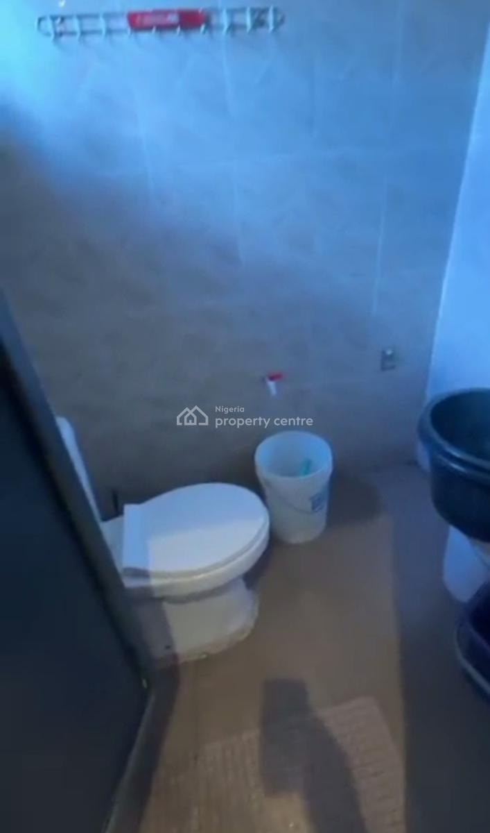 Standard Spacious Tastefully Built One Bedroom Apartment, Alagomeji, Yaba, Lagos, Mini Flat (room and Parlour) for Rent