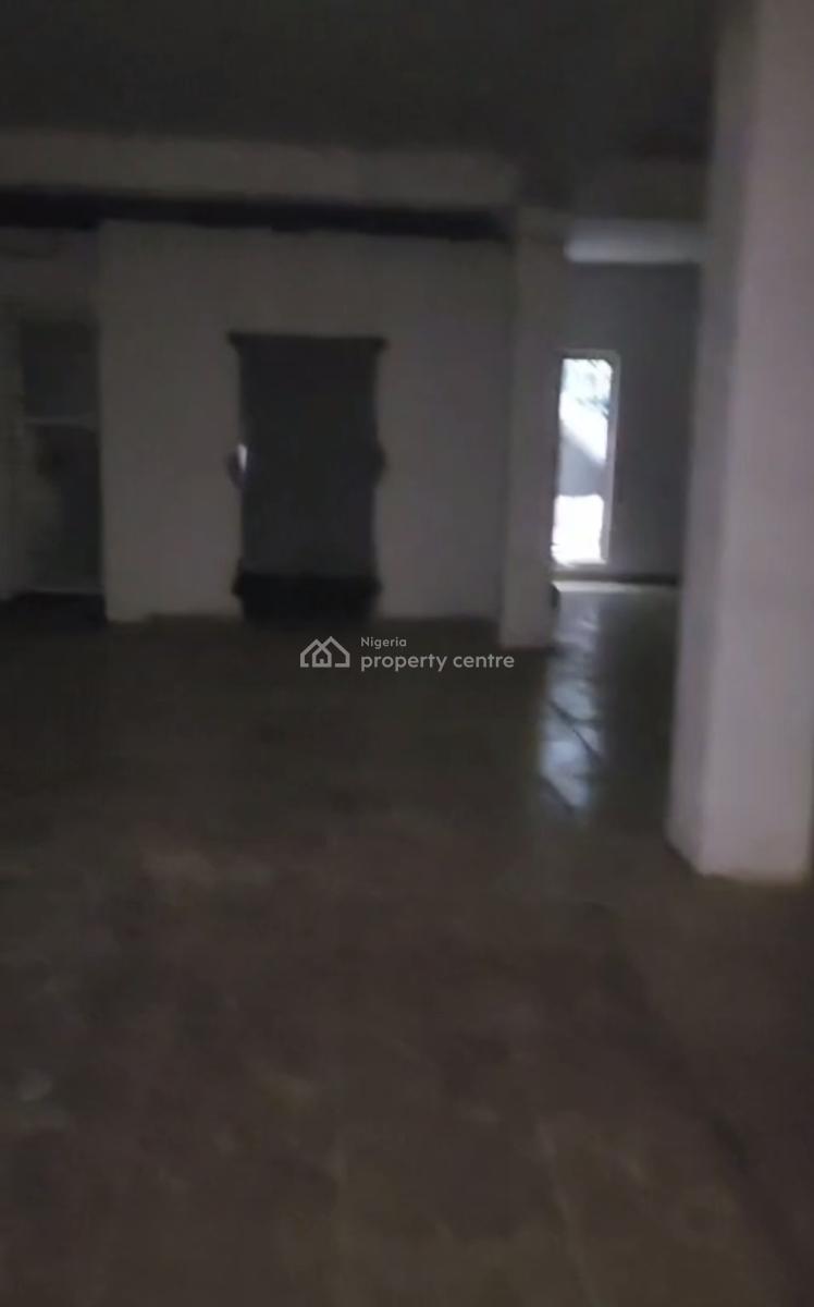 Spacious Standard 140 Sqm Open Plan Office Space with in-built Toilet, Sabo, Yaba, Lagos, Office Space for Rent