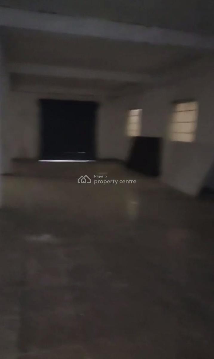 Spacious Standard 140 Sqm Open Plan Office Space with in-built Toilet, Sabo, Yaba, Lagos, Office Space for Rent