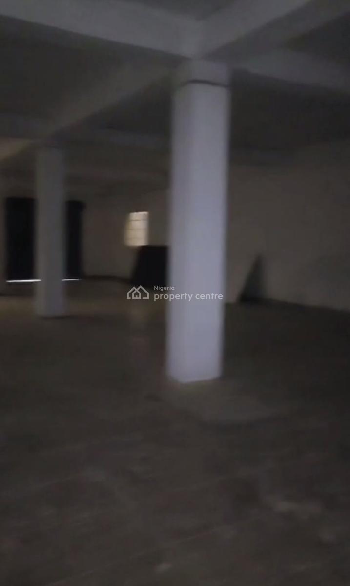 Spacious Standard 140 Sqm Open Plan Office Space with in-built Toilet, Sabo, Yaba, Lagos, Office Space for Rent