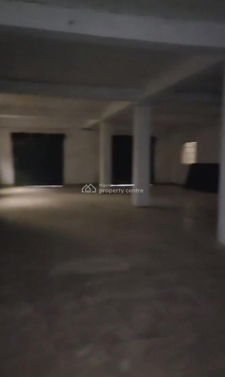 Spacious Standard 140 Sqm Open Plan Office Space with in-built Toilet, Sabo, Yaba, Lagos, Office Space for Rent