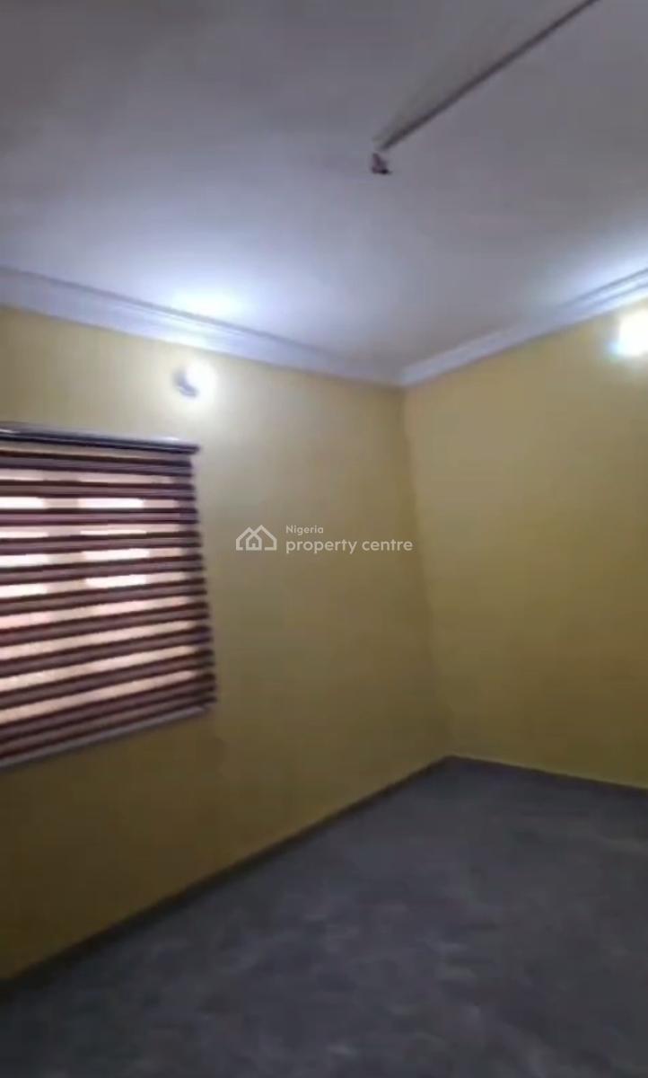 Lovely Serviced 3 Bedroom Apartment, Off, Ogunlana, Surulere, Lagos, Flat / Apartment for Sale