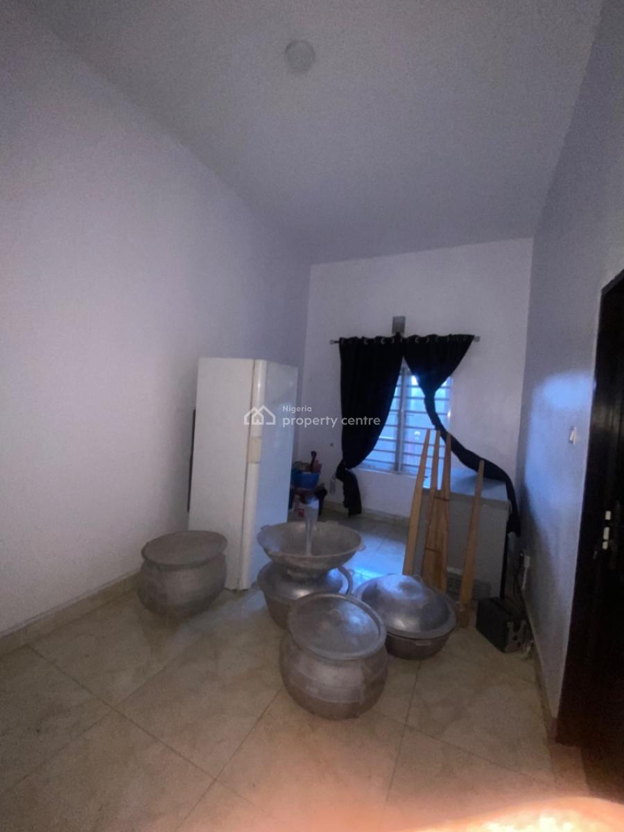 Standard Clean 2 Bedroom Close to Express, Around Lbs, Sangotedo, Ajah, Lagos, Flat / Apartment for Rent