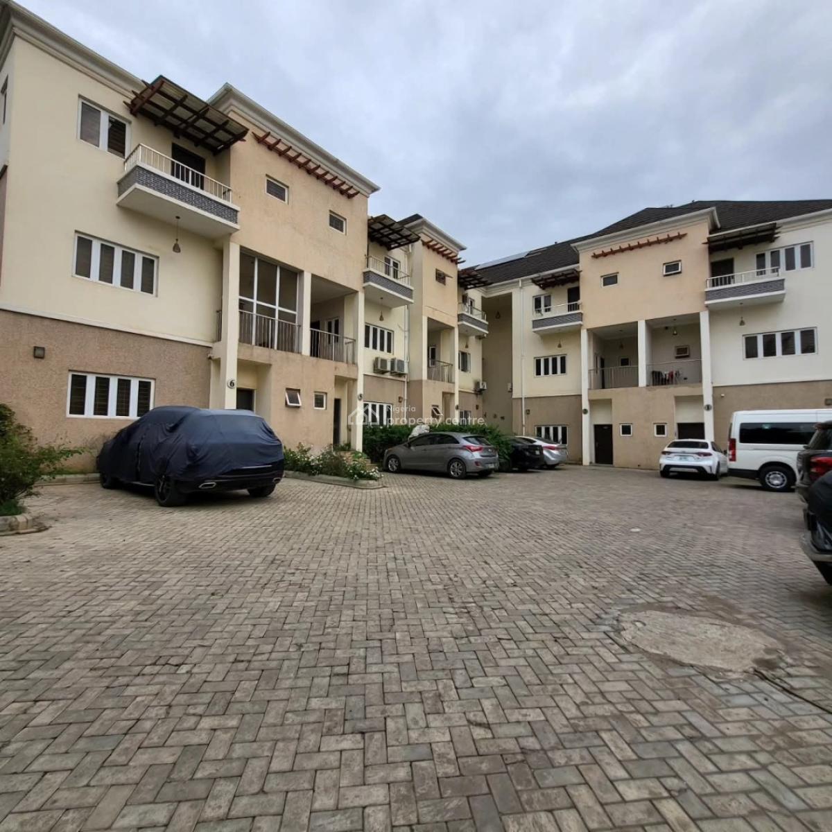 4 (four) Bedrooms Terrace Duplex with a Maid Room, Guzape District, Abuja, Detached Duplex for Sale