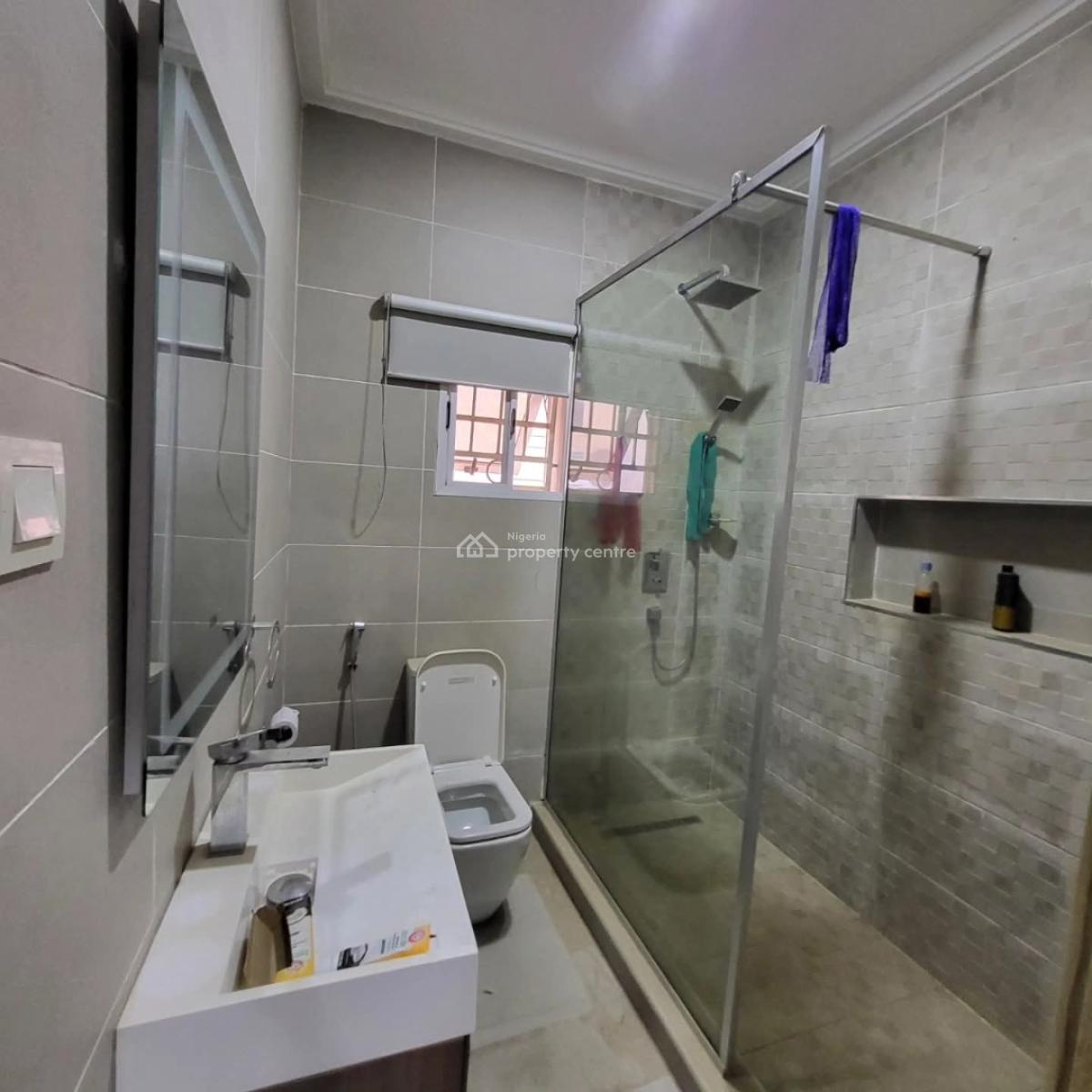 4 (four) Bedrooms Terrace Duplex with a Maid Room, Guzape District, Abuja, Detached Duplex for Sale