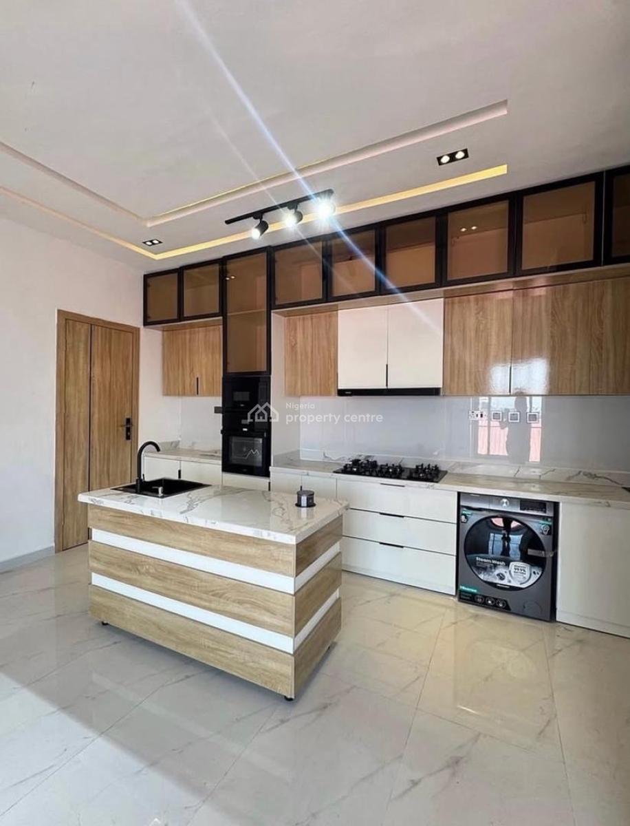 2 Bedroom Apartment with Swimming Pool, Ikate, Lekki, Lagos, Flat / Apartment for Rent