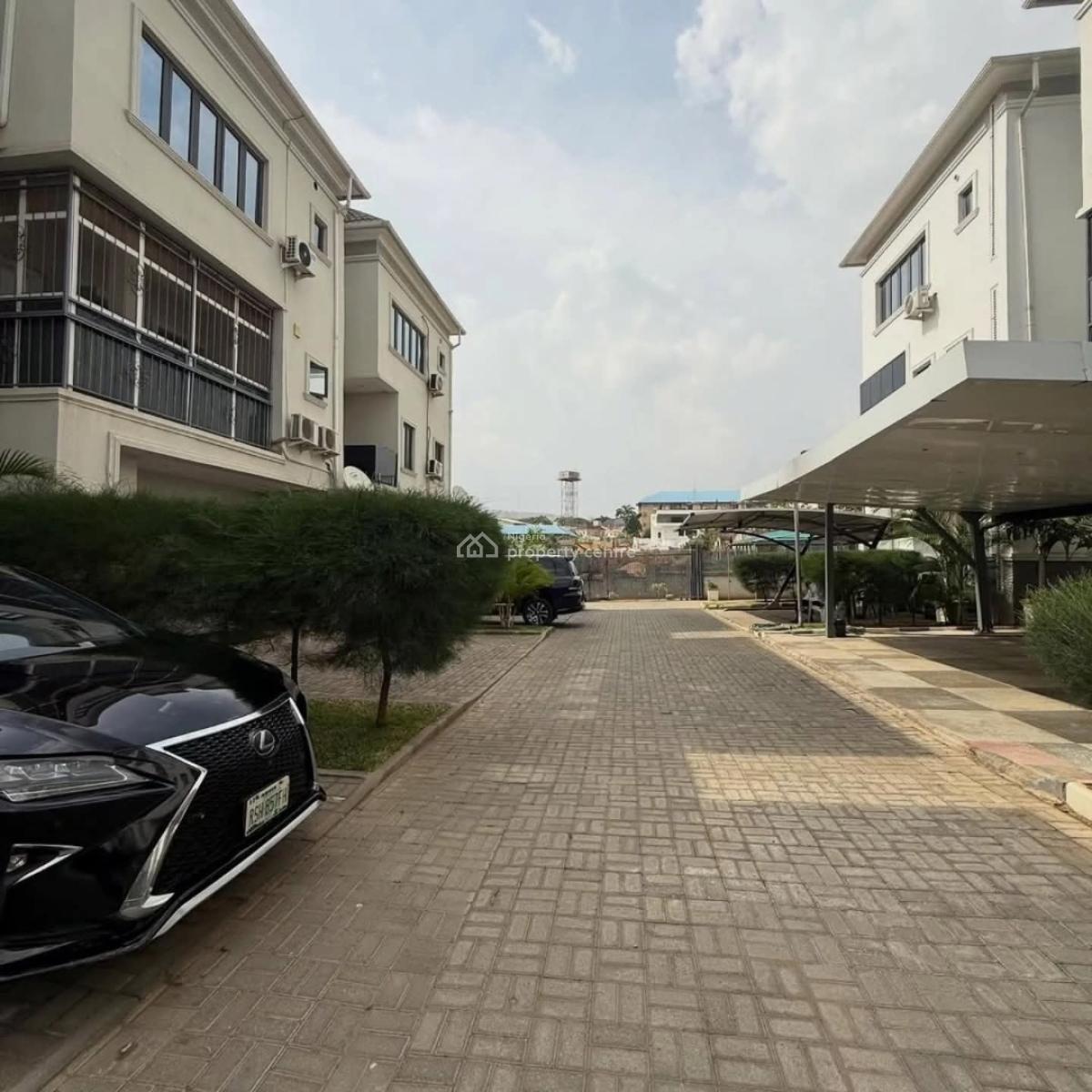 Spacious 4 Bedroom Serrace Duplex 1 Room Boys Quarters, Maitama District, Abuja, Terraced Duplex for Sale