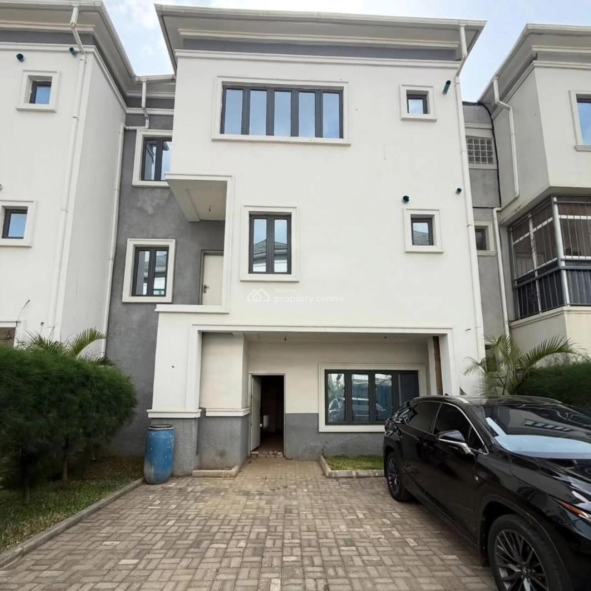 Spacious 4 Bedroom Serrace Duplex 1 Room Boys Quarters, Maitama District, Abuja, Terraced Duplex for Sale