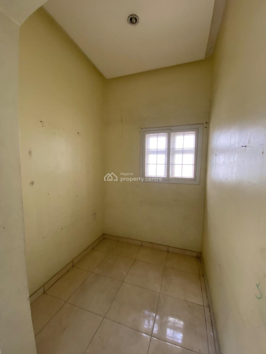 Spacious 5 Bedroom Detached House Located in Lekki Phase 1, Ladi Alakija Street, Lekki Phase 1, Lekki, Lagos, Detached Duplex for Rent