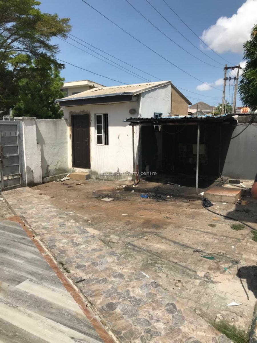 Standard 4 Bedroom Semi Detached  Commercial Property @lekki Phase 1, Lekki Phase 1, Lekki, Lagos, Semi-detached Duplex for Rent