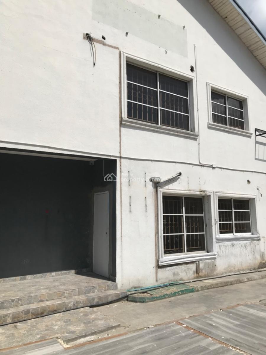 Standard 4 Bedroom Semi Detached  Commercial Property @lekki Phase 1, Lekki Phase 1, Lekki, Lagos, Semi-detached Duplex for Rent