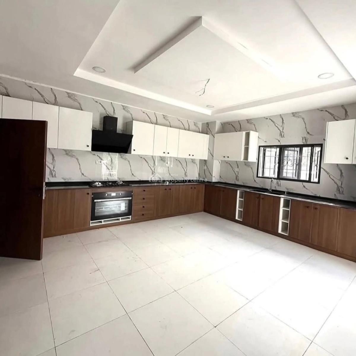 a Luxurious 6-bedroom Fully En-suite Duplex, Asokoro District, Abuja, Detached Duplex for Sale