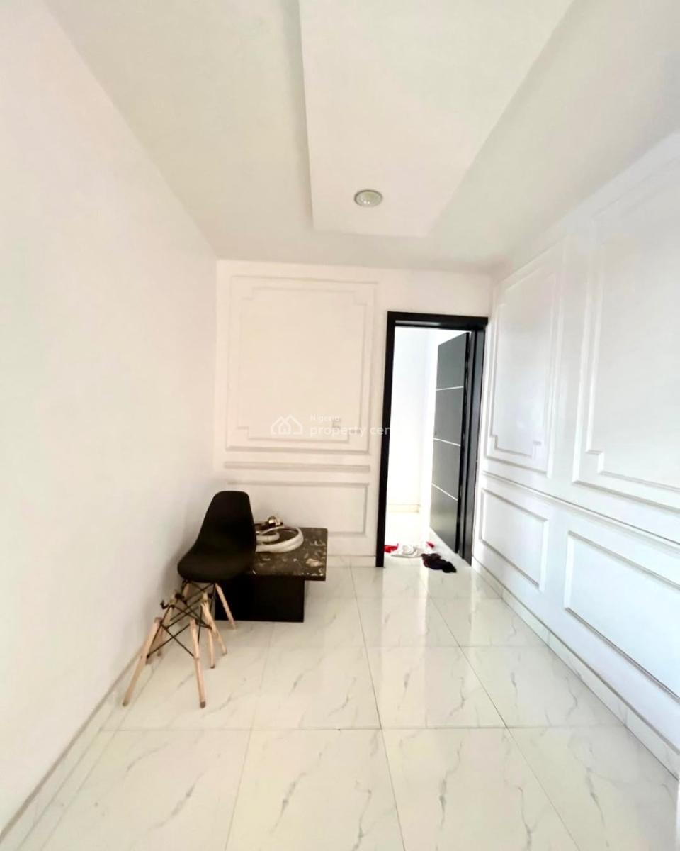 2 Bedroom Apartment, Ologolo, Lekki, Lagos, Flat / Apartment for Sale
