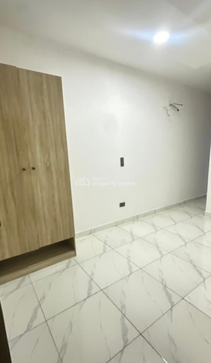 Big Semi Master Room Upstairs, Orchid Road, Ikota, Lekki, Lagos, Self Contain (single Rooms) for Rent
