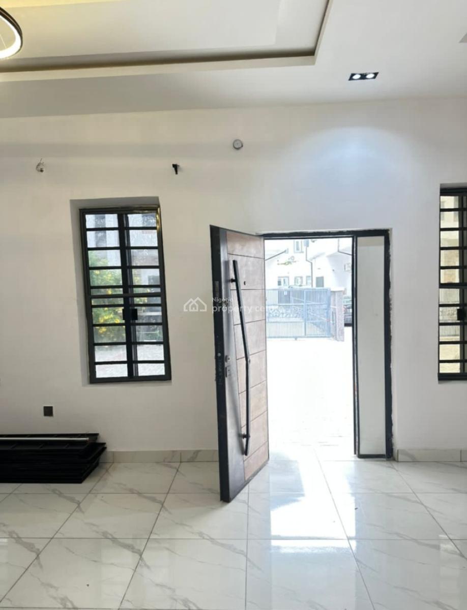 Big Semi Master Room Upstairs, Orchid Road, Ikota, Lekki, Lagos, Self Contain (single Rooms) for Rent