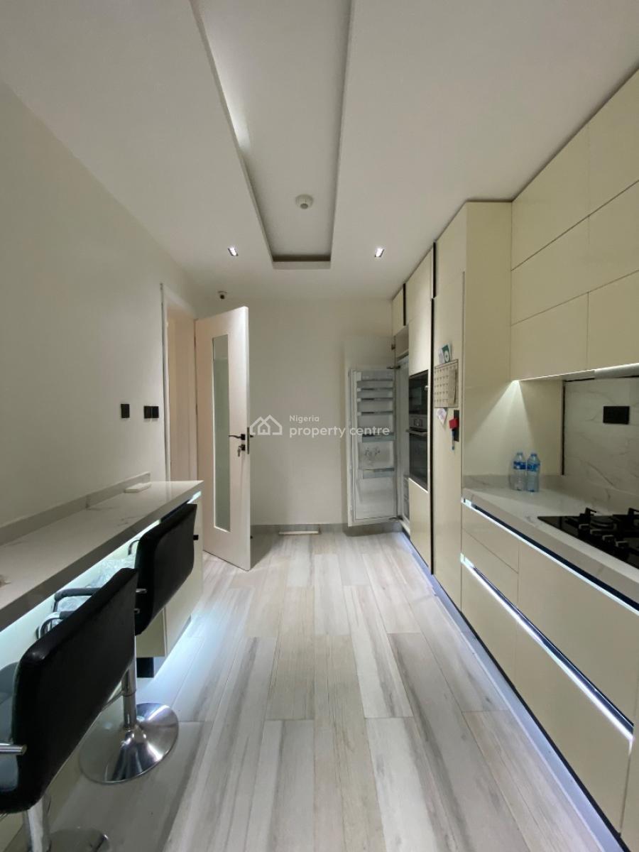 Luxury 3 Bedroom Apartment Located at Banana Island, Banana Island, Ikoyi, Lagos, Flat / Apartment for Sale