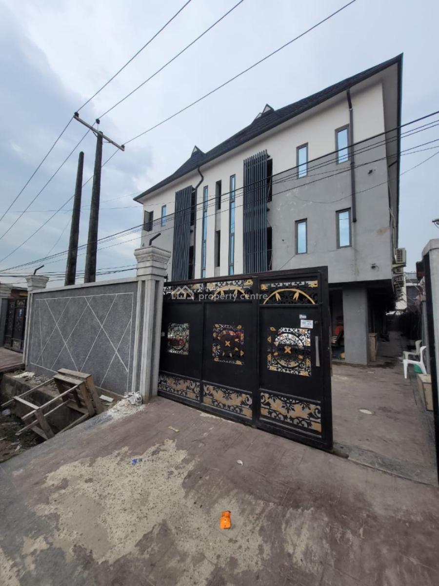 Relatively New Mini Flats Upstairs with Two Toilet, Gbagada, Lagos, Mini Flat (room and Parlour) for Rent