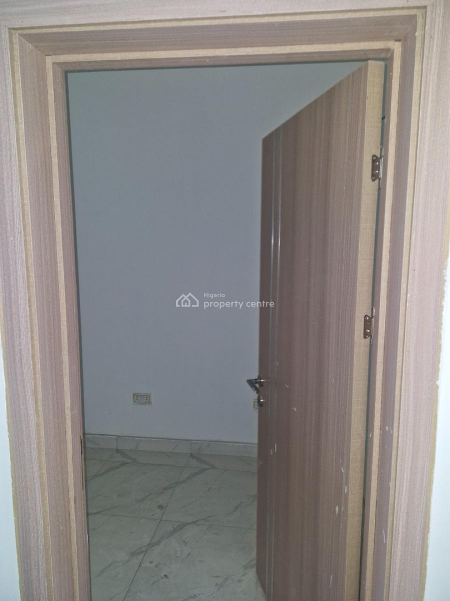 4 Bedroom Terrace with a Bq at Periwinkle Empire, Periwinkle Empire, Lekki Phase 1, Lekki, Lagos, House for Rent