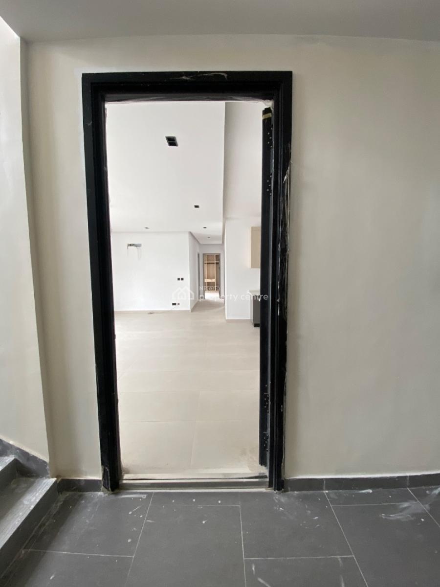 Luxury Three Bedroom Apartment, Lekki Phase 1, Lekki, Lagos, Flat / Apartment for Sale