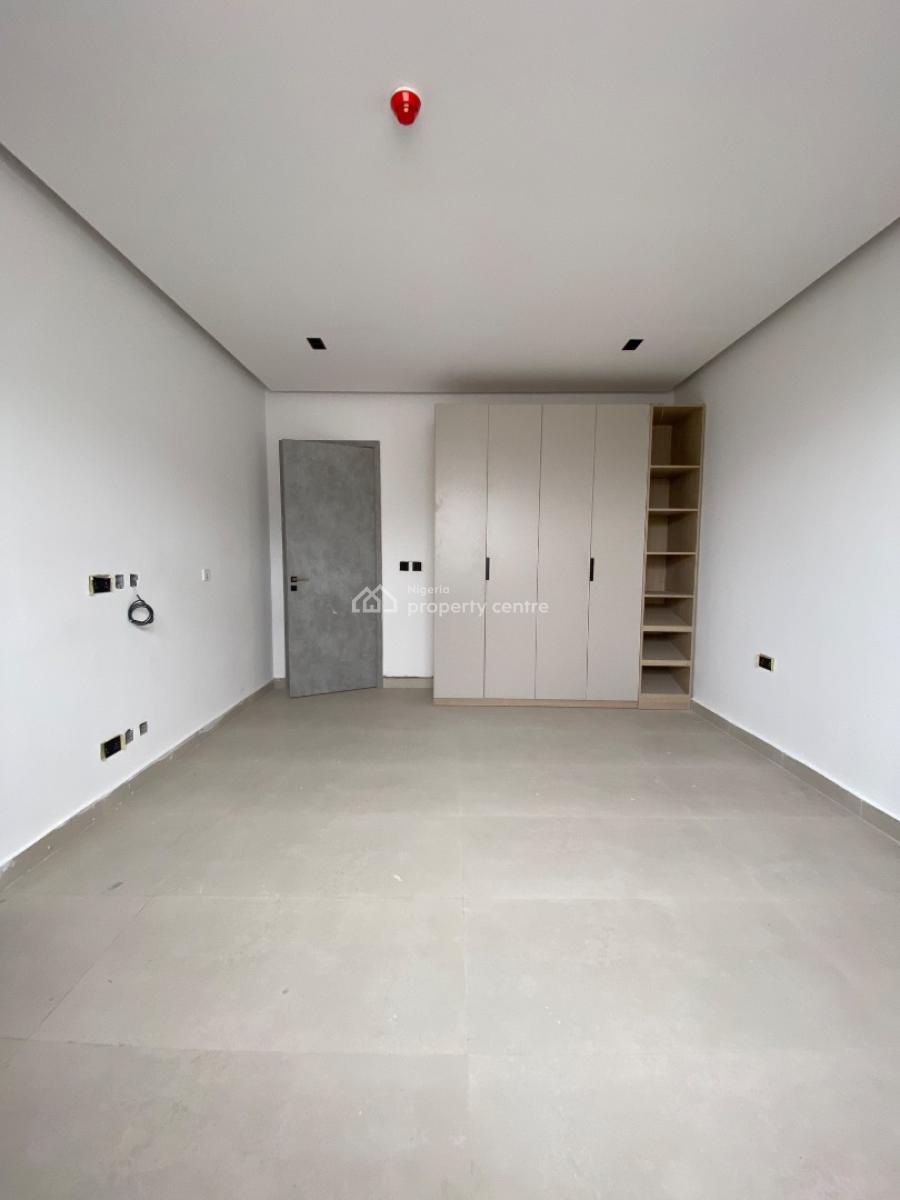 Luxury Three Bedroom Apartment, Lekki Phase 1, Lekki, Lagos, Flat / Apartment for Sale