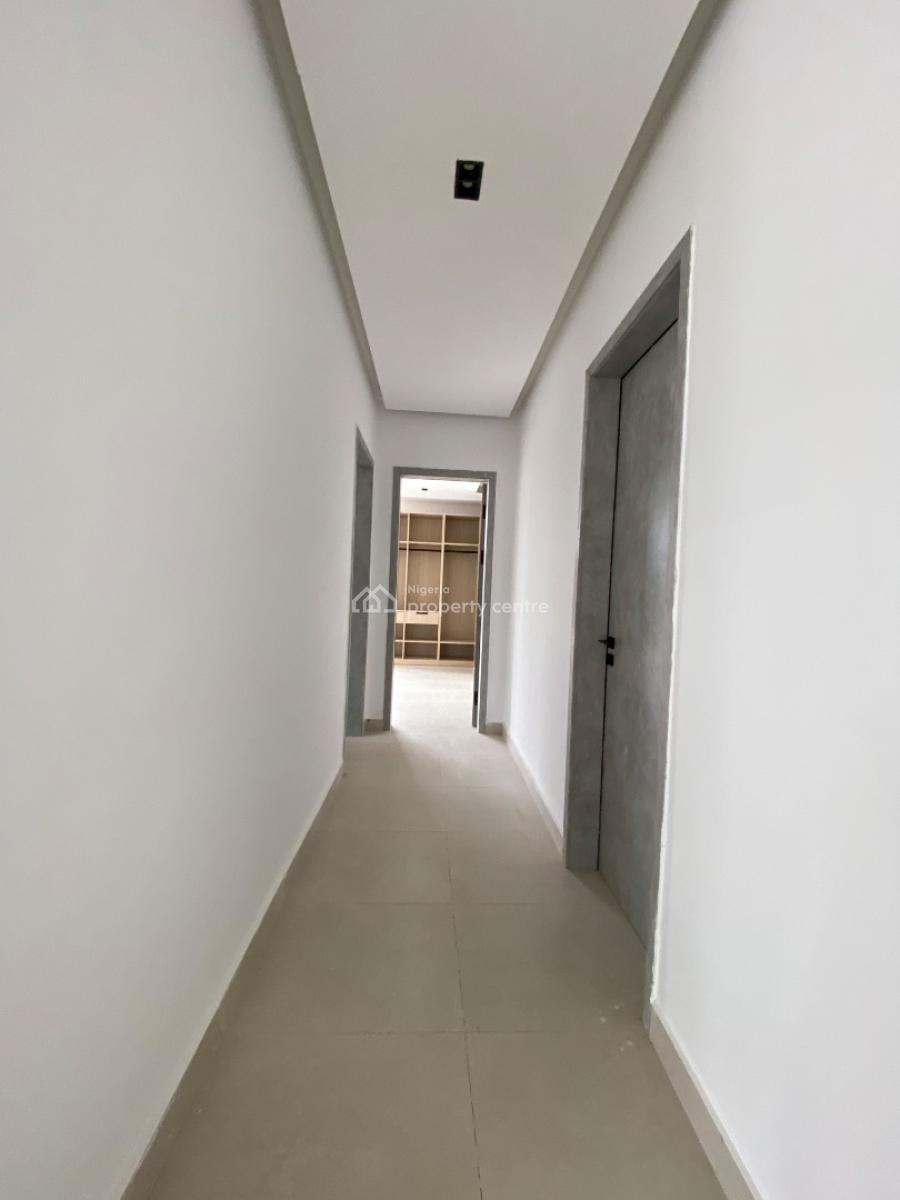 Luxury Three Bedroom Apartment, Lekki Phase 1, Lekki, Lagos, Flat / Apartment for Sale