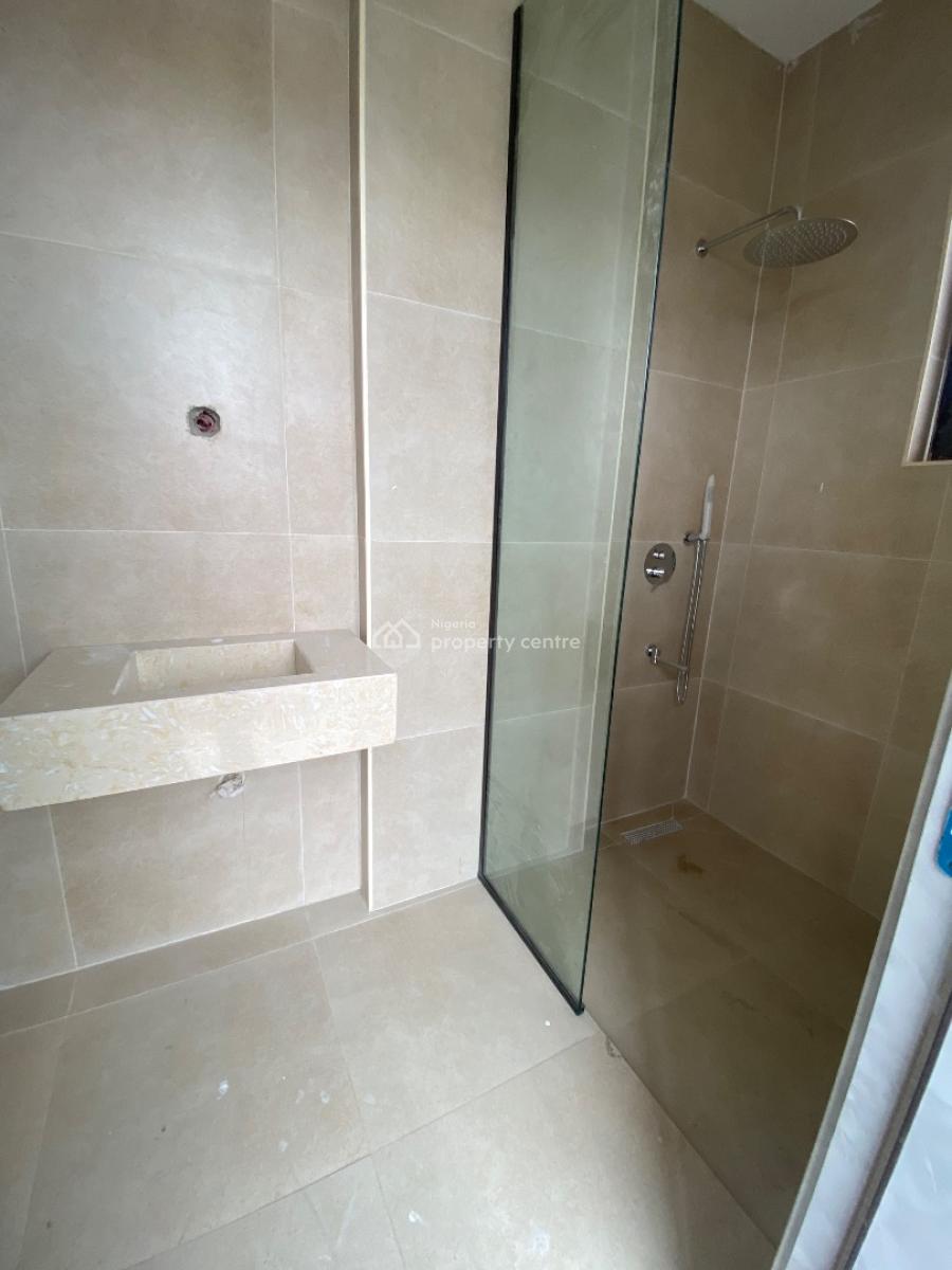 Luxury Three Bedroom Apartment, Lekki Phase 1, Lekki, Lagos, Flat / Apartment for Sale