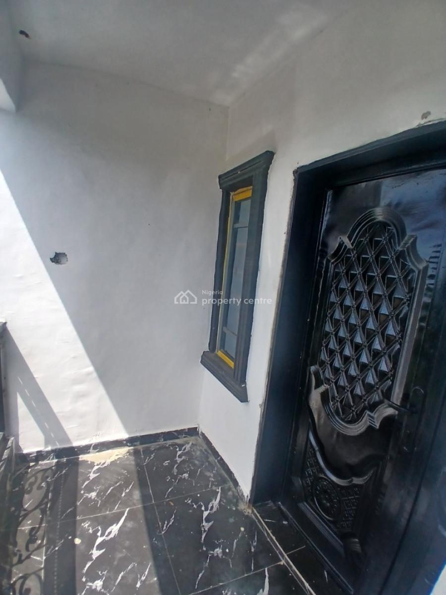 Self  Contained, Alashilla Estate Home of Royalty, Ogombo, Ajah, Lagos, Self Contain (single Rooms) for Rent