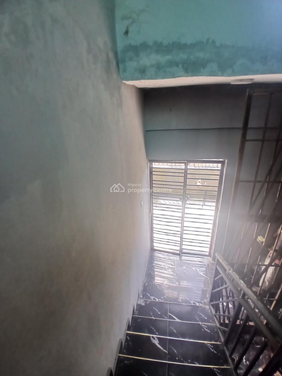 Self  Contained, Alashilla Estate Home of Royalty, Ogombo, Ajah, Lagos, Self Contain (single Rooms) for Rent