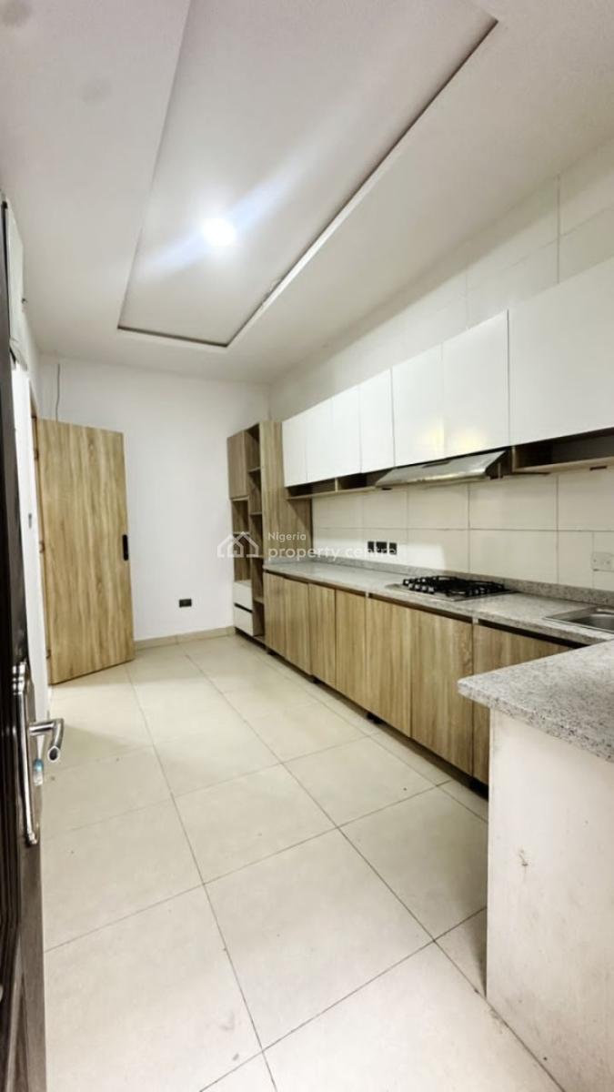 Spacious Semi Master Bedroom Upstairs, Orchid, Lekki, Lagos, Self Contain (single Rooms) for Rent